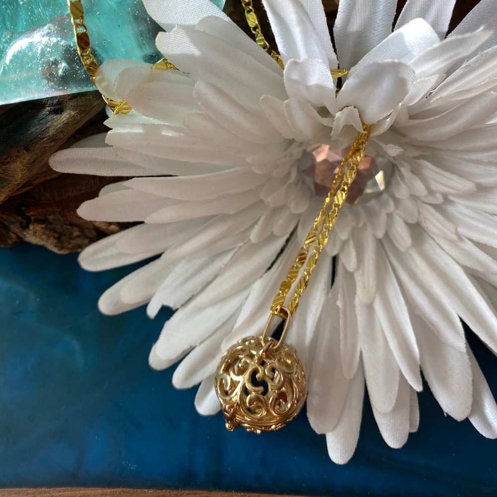 Super cool versatile necklace with bells :-)